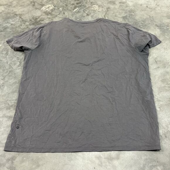 Lululemon T-Shirt Mens 2XL Gray Crew Neck Athletic Gym Workout Running - Picture 3 of 6